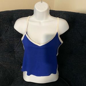 Sporty crop top